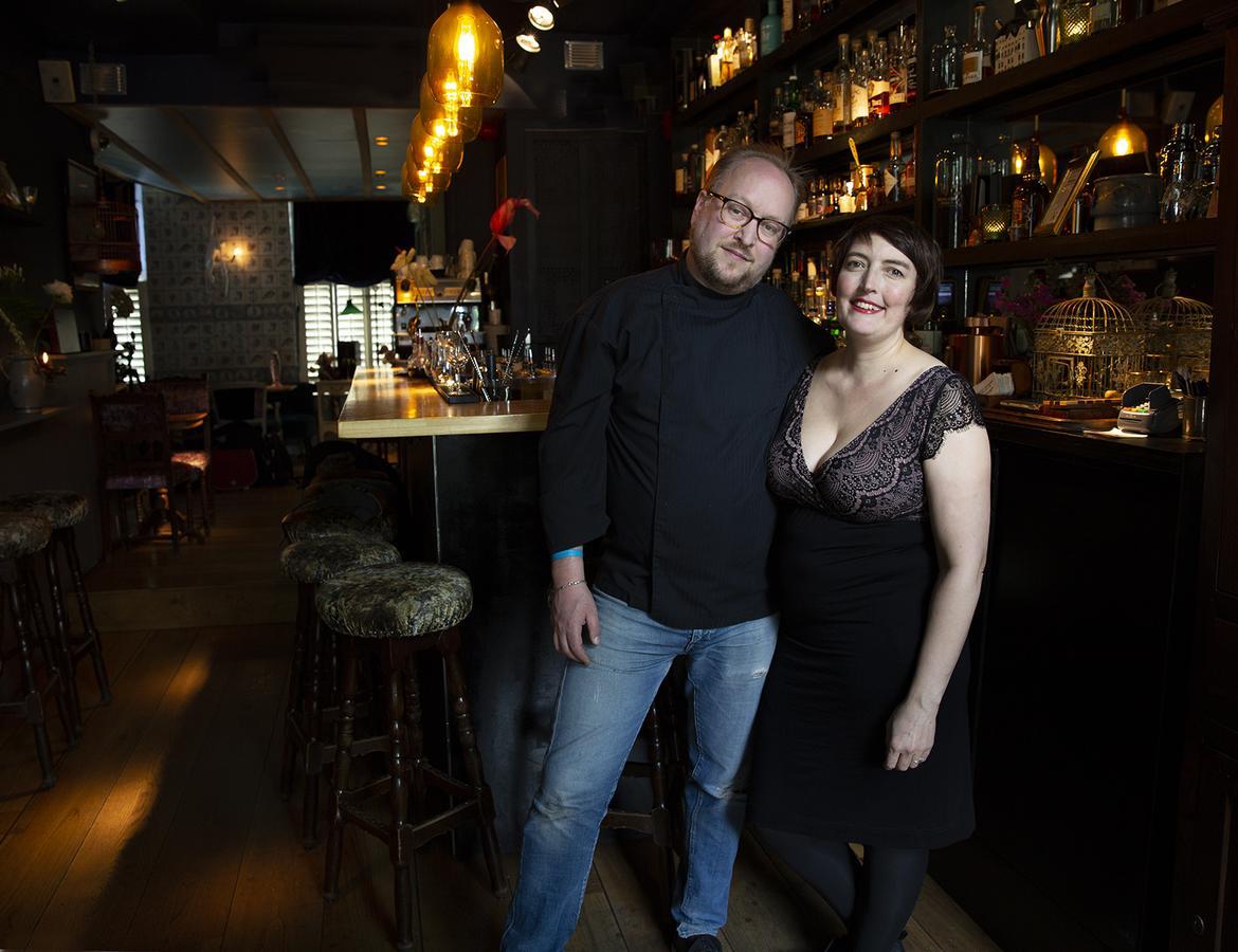 אמסטרדם Rosalia'S Menagerie Cocktail Bar & Innupstairs מראה חיצוני תמונה