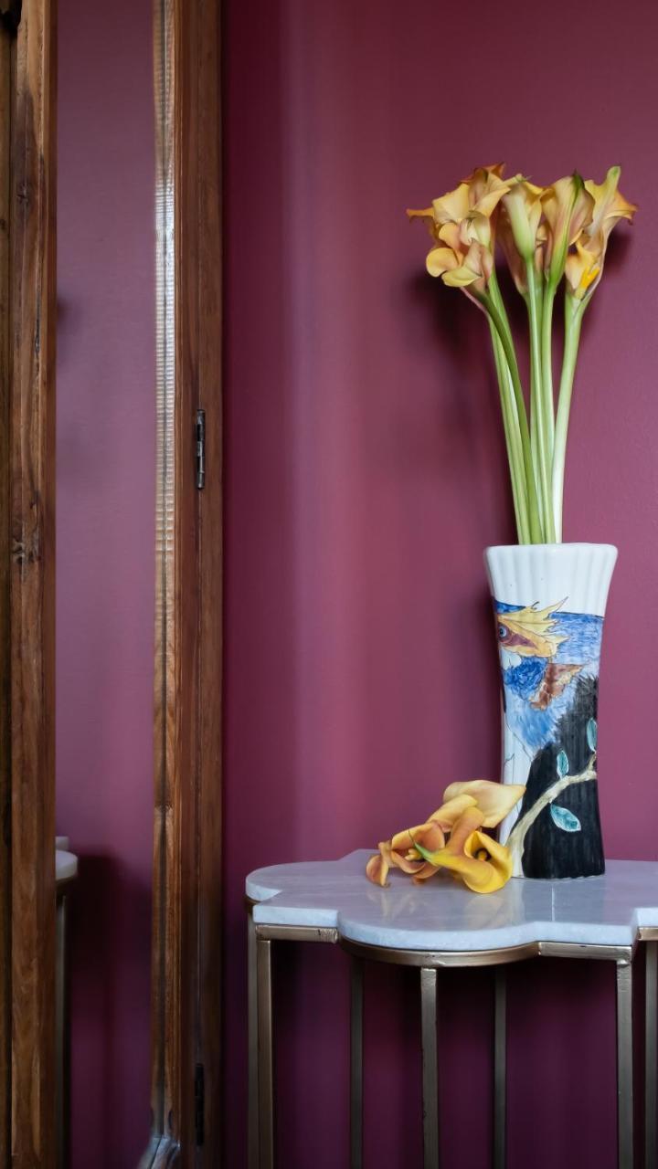 אמסטרדם Rosalia'S Menagerie Cocktail Bar & Innupstairs מראה חיצוני תמונה